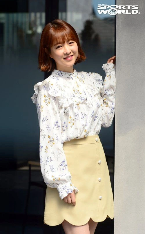 look like kdrama female leads